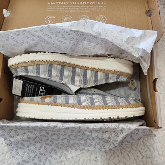 New in Box Hey Dude Lexi Stripes Blue Womens size 8 - Picture 4 of 5